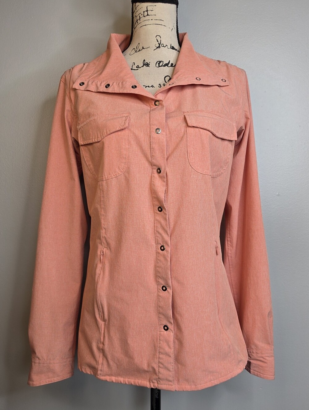 Duluth Trading Co Pink Coral Button-Front Utility Shirt Sz M